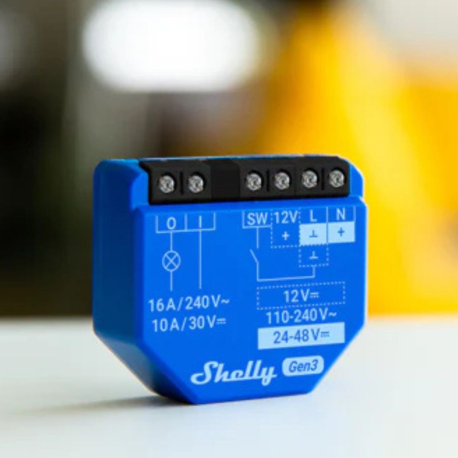 Shelly 1 Gen3 instalado caja de mecanismos domótica