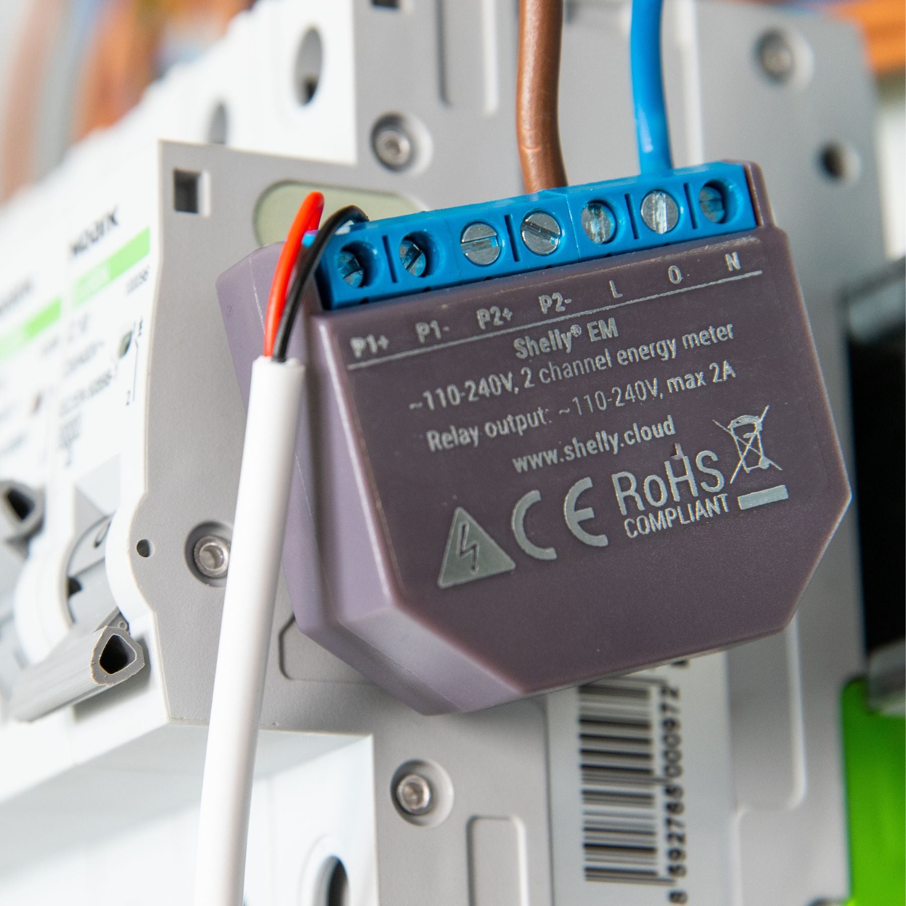 Shelly EM monitor de consumo eléctrico 2 canales control de contactor fotovoltaica